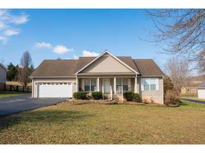 Home For Sale in Rickman, Tennessee