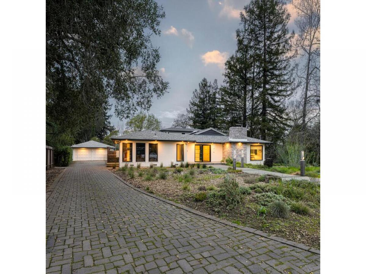 Picture of Home For Sale in Santa Rosa, California, United States