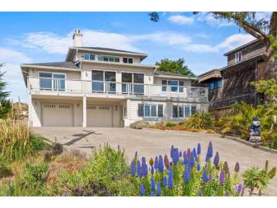 Home For Sale in Bodega Bay, California