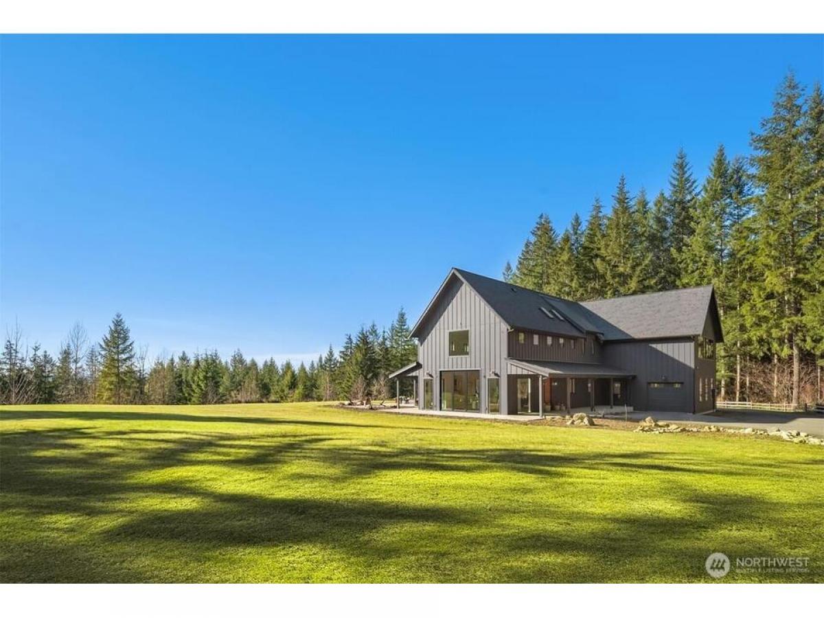 Picture of Home For Sale in Carnation, Washington, United States