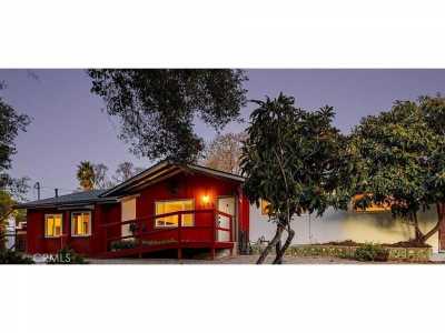 Home For Sale in Atascadero, California