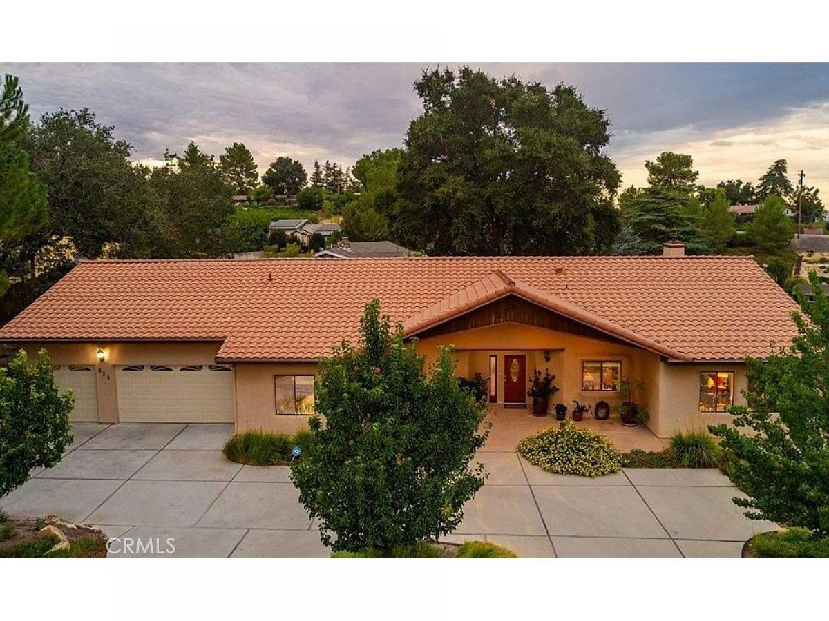 Picture of Home For Sale in Paso Robles, California, United States