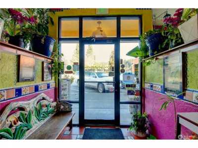 Commercial Building For Sale in Burlington, Washington