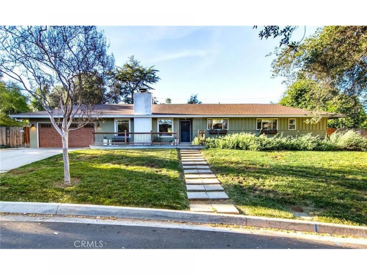 Picture of Home For Sale in Redlands, California, United States