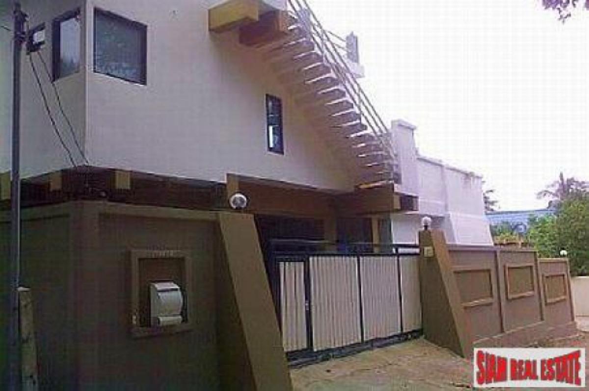 Picture of Home For Sale in Surat Thani, Surat Thani, Thailand