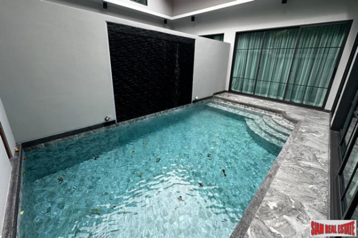 Picture of Villa For Sale in Phuket, Phuket, Thailand