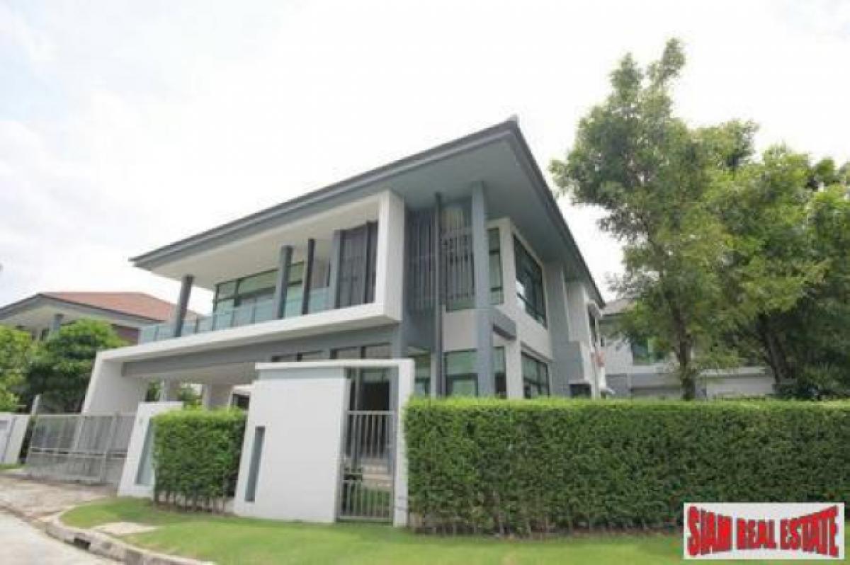Picture of Villa For Sale in Bangkok, Bangkok, Thailand