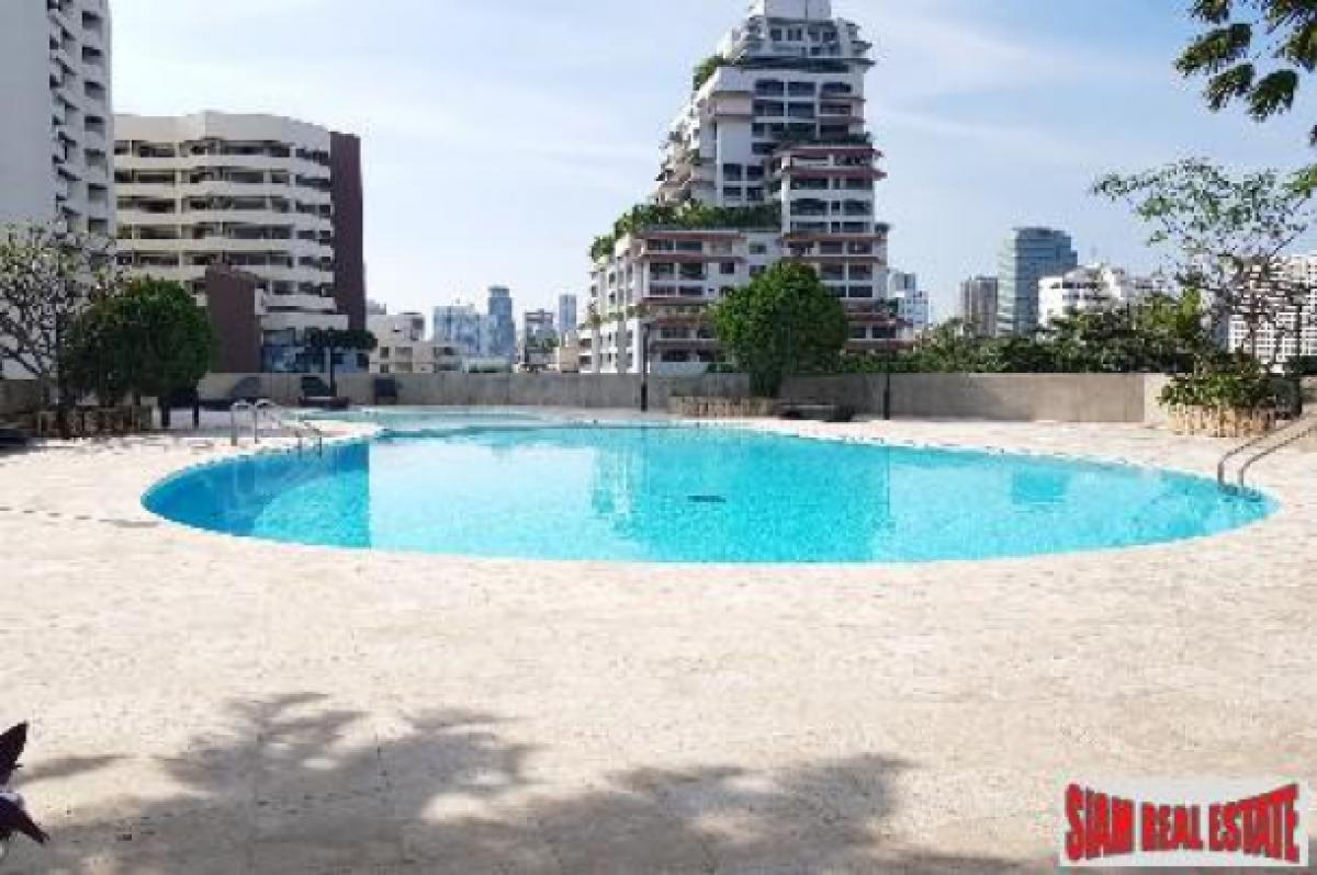 Picture of Duplex For Sale in Bangkok, Bangkok, Thailand