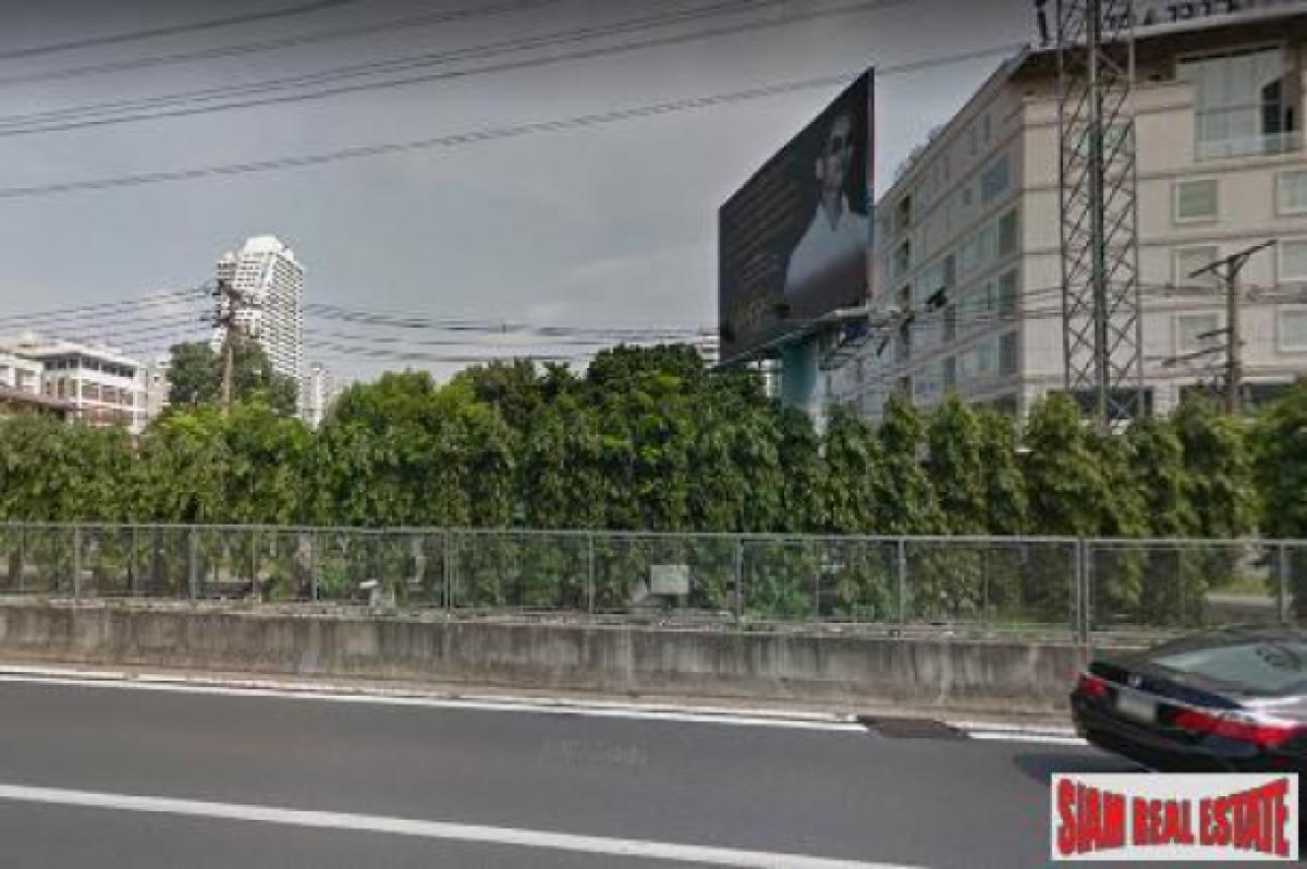 Picture of Residential Land For Sale in Bangkok, Bangkok, Thailand