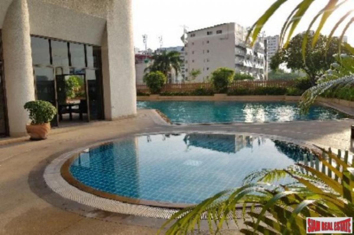 Picture of Apartment For Sale in Bangkok, Bangkok, Thailand