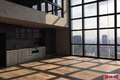 Duplex For Sale in Bangkok, Thailand