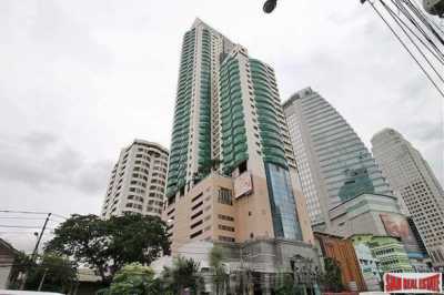 Duplex For Sale in Bangkok, Thailand