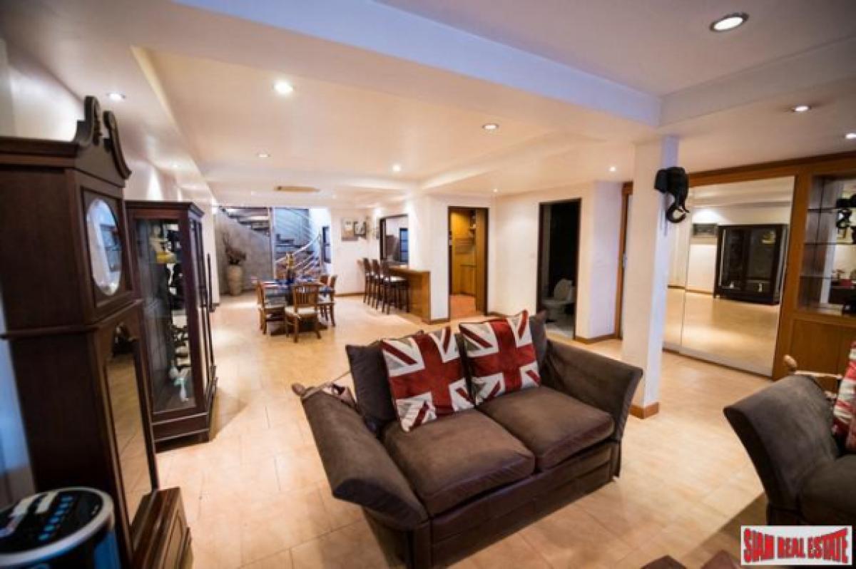 Picture of Home For Sale in Bangkok, Bangkok, Thailand