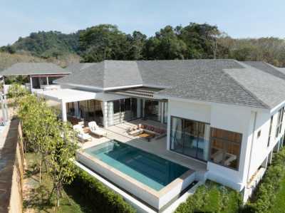 Villa For Sale in 
