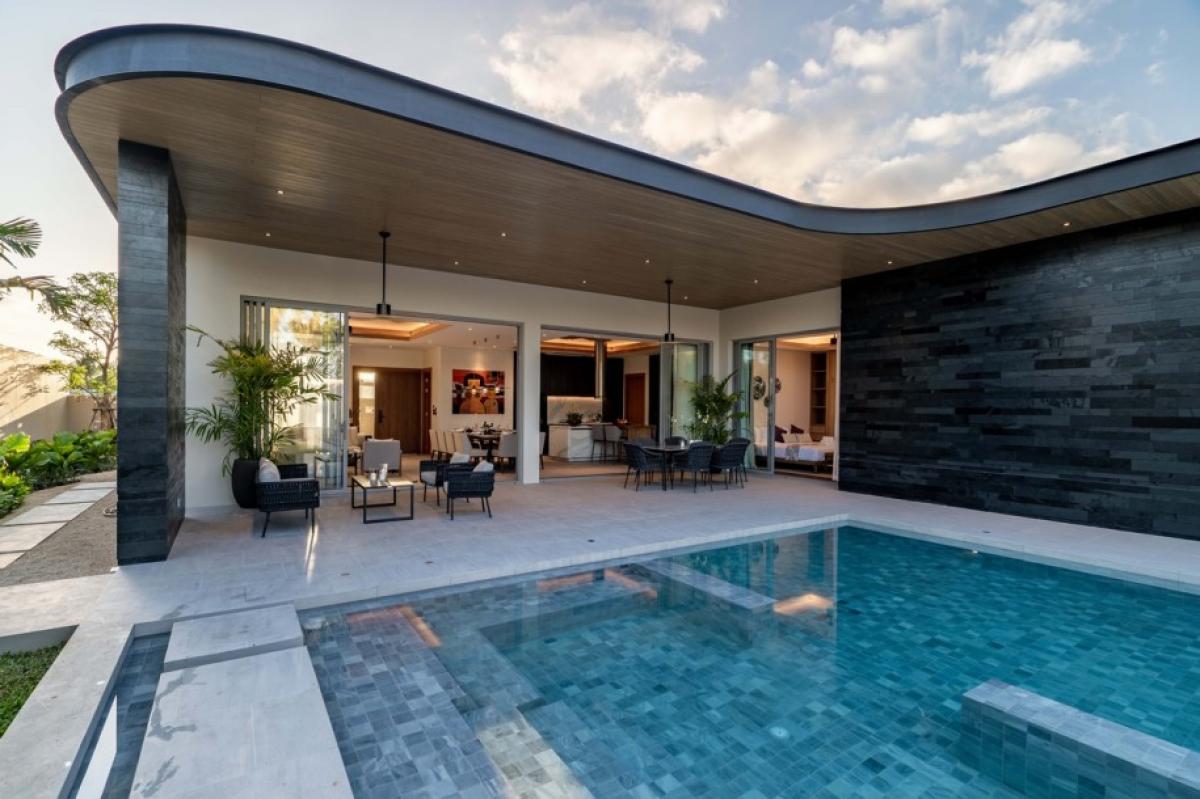 Picture of Villa For Sale in Phuket, Phuket, Thailand