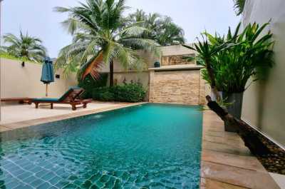 Villa For Sale in Phuket, Thailand