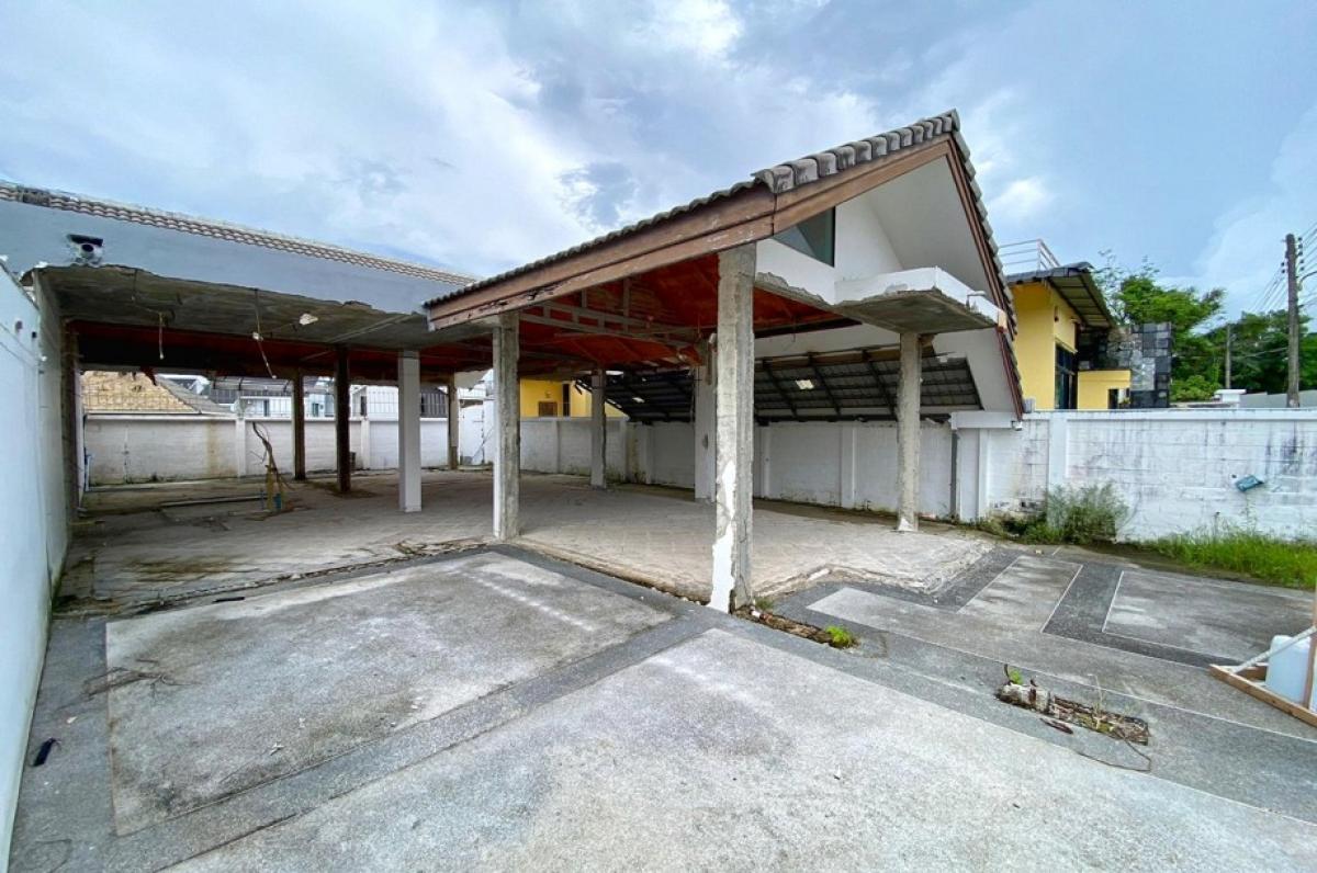 Picture of Residential Land For Sale in Phuket, Phuket, Thailand