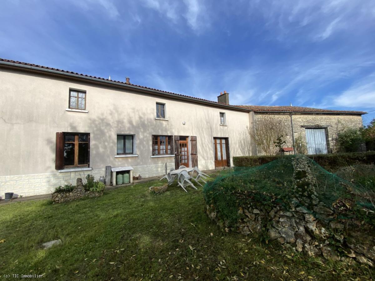 Picture of Home For Sale in Sauze Vaussais, Poitou Charentes, France