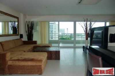 Studio For Sale in Chon Buri, Thailand