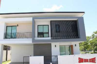 Home For Sale in Prachuabkirikhan, Thailand