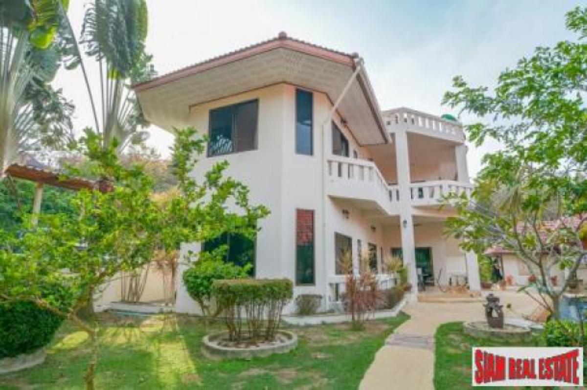 Picture of Villa For Sale in Koh Lanta, Krabi, Thailand