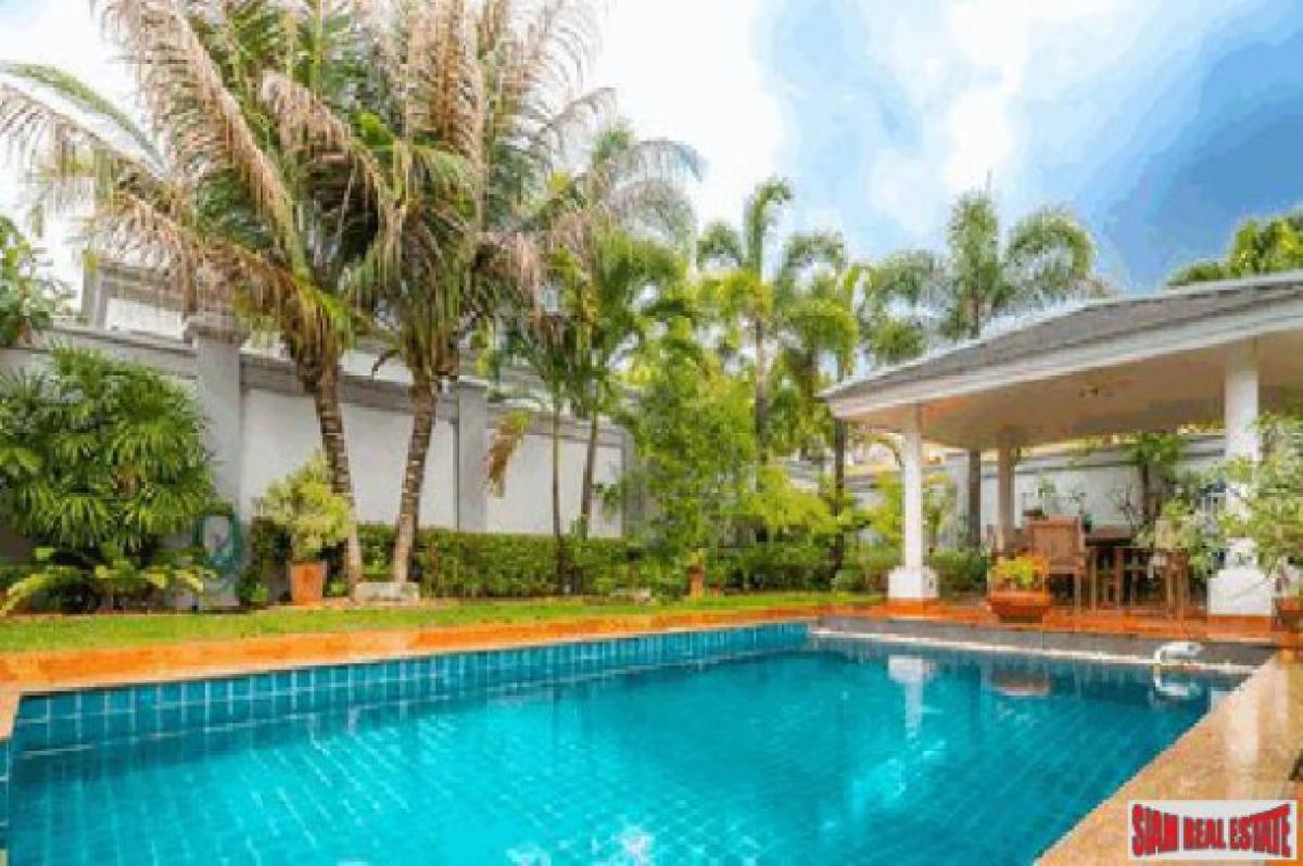 Picture of Villa For Sale in Chon Buri, Chon Buri, Thailand