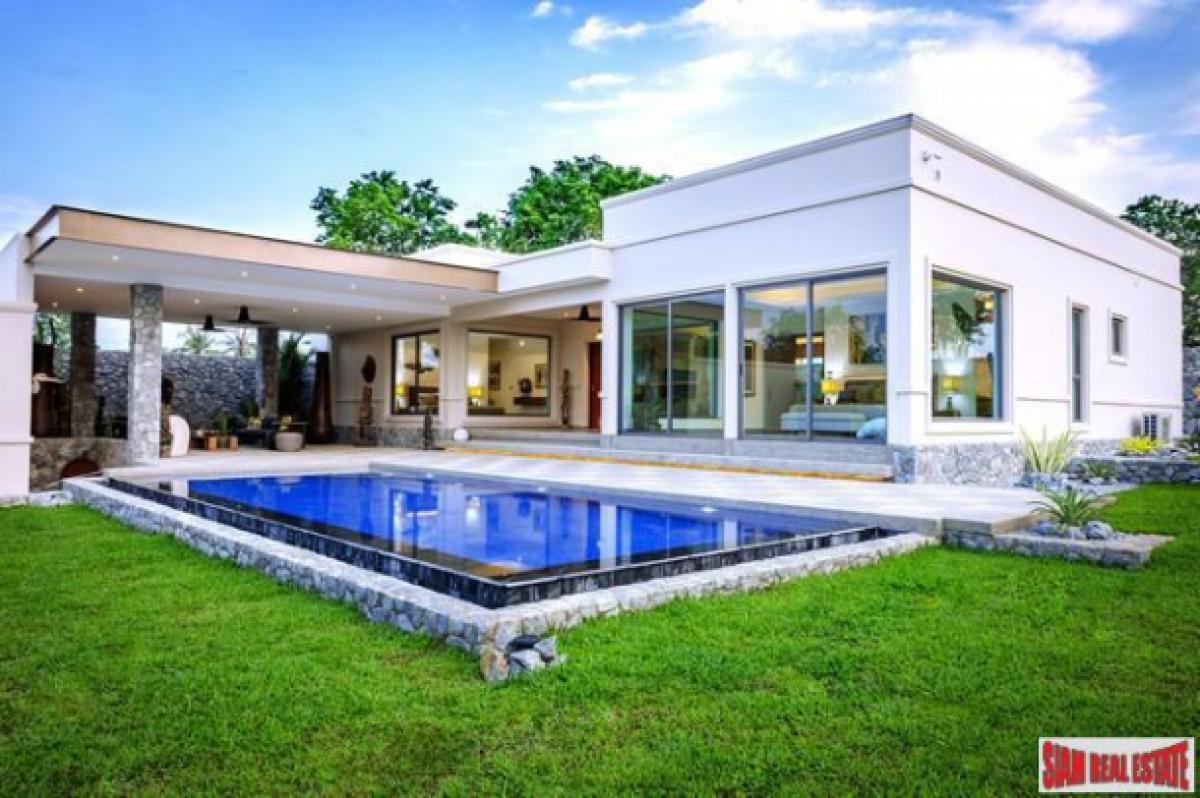 Picture of Villa For Sale in Chon Buri, Chon Buri, Thailand