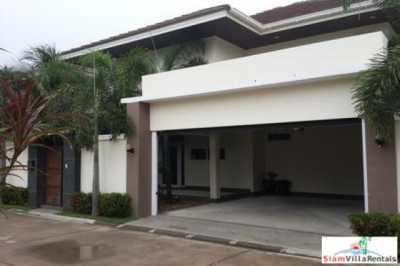 Villa For Sale in Chon Buri, Thailand