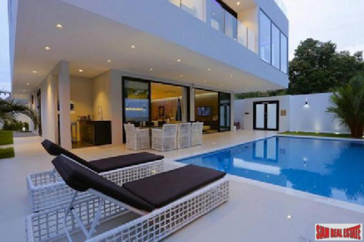 Picture of Villa For Sale in Chon Buri, Chon Buri, Thailand