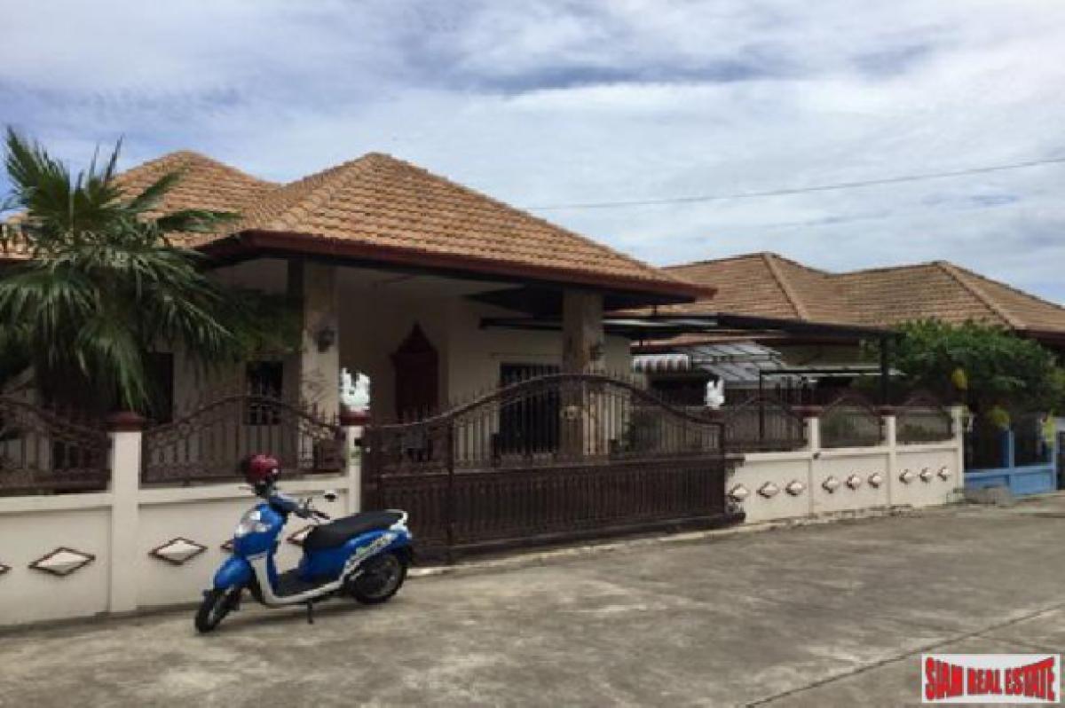 Picture of Villa For Sale in Chon Buri, Chon Buri, Thailand