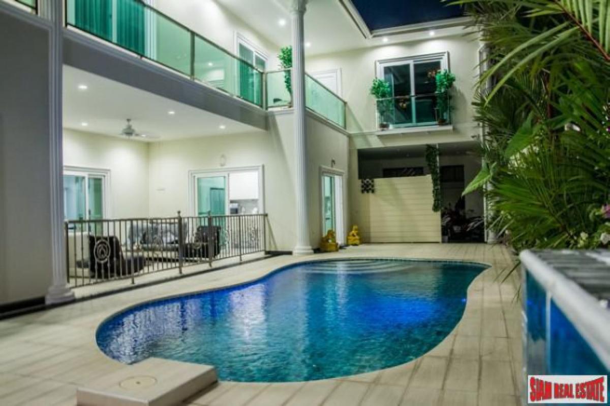 Picture of Villa For Sale in Chon Buri, Chon Buri, Thailand