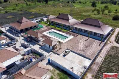 Home For Sale in Prachuabkirikhan, Thailand