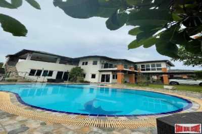 Home For Sale in Chon Buri, Thailand