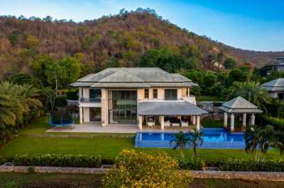 Home For Sale in Prachuabkirikhan, Thailand
