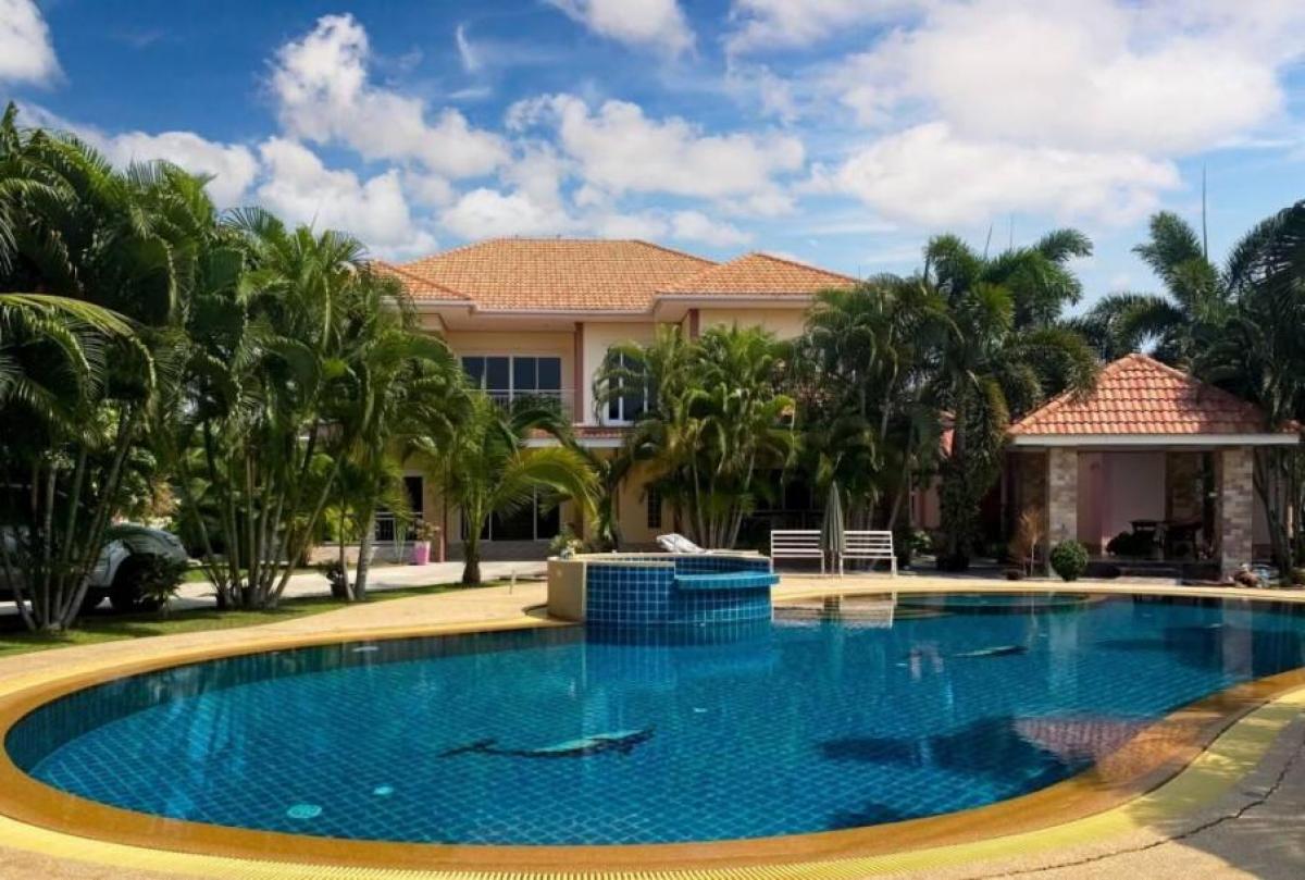 Picture of Home For Sale in Prachuabkirikhan, Prachuap Khiri Khan, Thailand