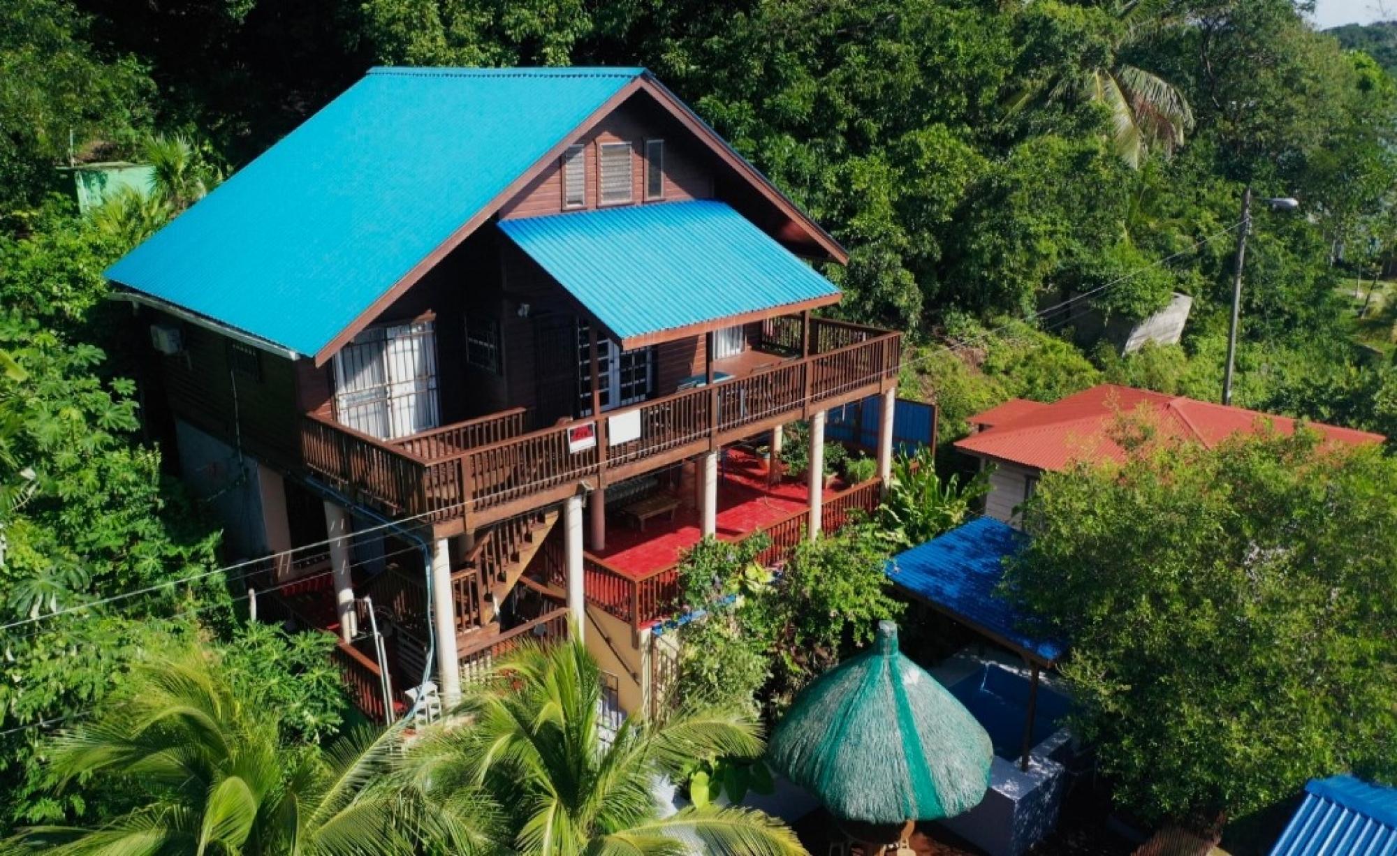 Picture of Home For Sale in Roatan, Islas de la Bahia, Honduras