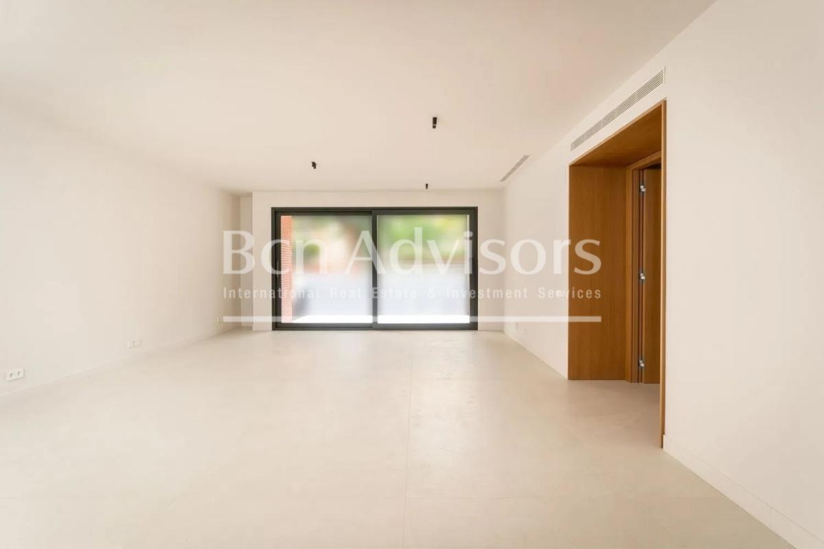 Picture of Home For Sale in Barcelona, Barcelona, Spain