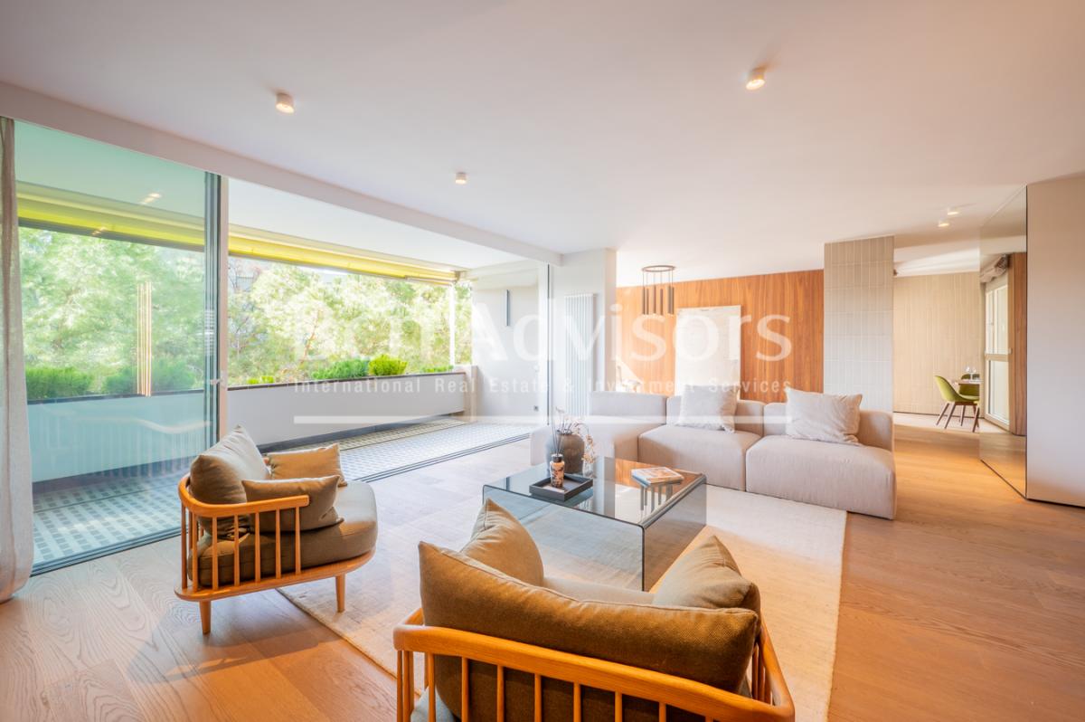 Picture of Apartment For Sale in Barcelona, Barcelona, Spain