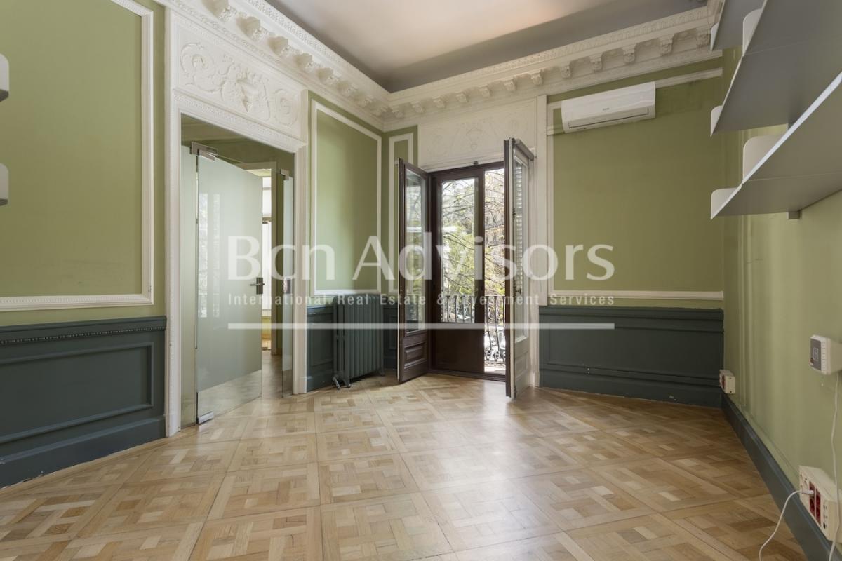 Picture of Apartment For Sale in Barcelona, Barcelona, Spain