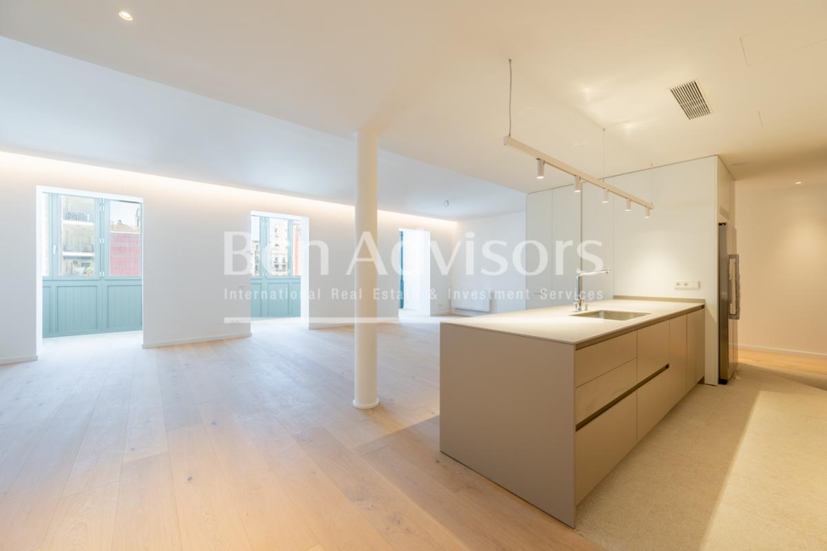 Picture of Home For Sale in Barcelona, Barcelona, Spain
