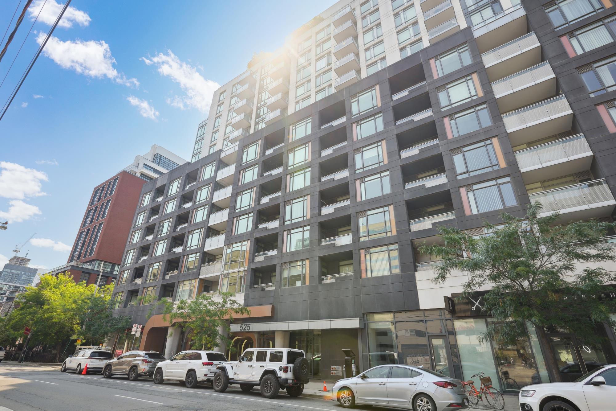 Picture of Condo For Sale in Toronto, Ontario, Canada