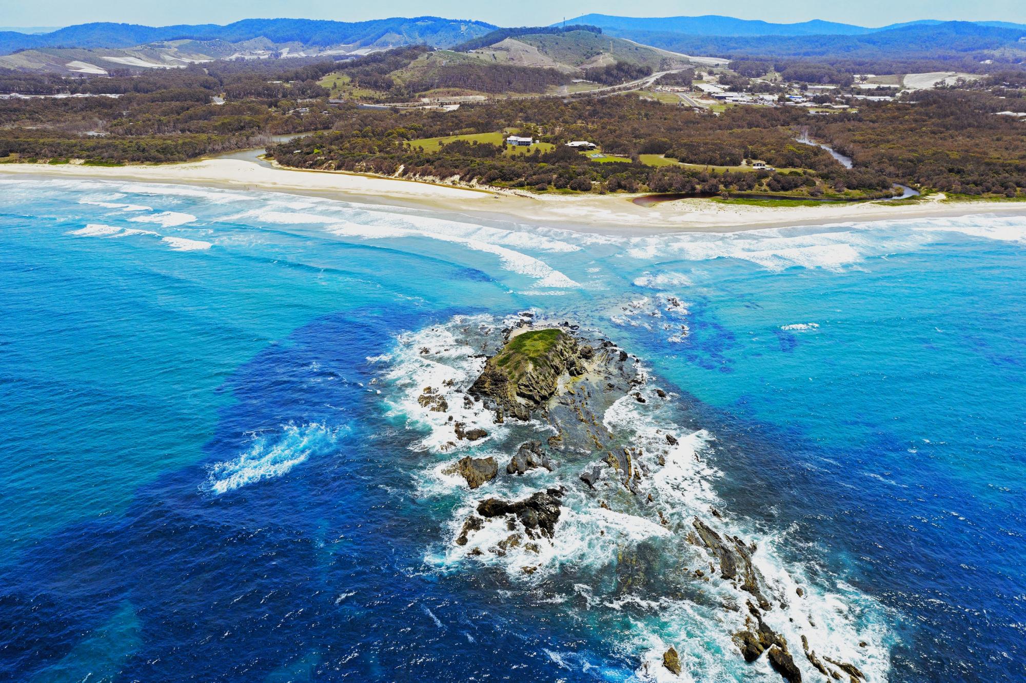 Picture of Home For Sale in Coffs Harbour, New South Wales, Australia