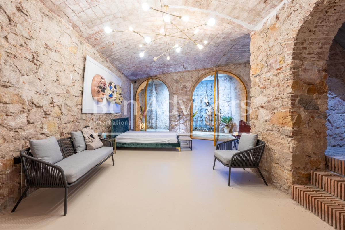 Picture of Apartment For Sale in Barcelona, Barcelona, Spain