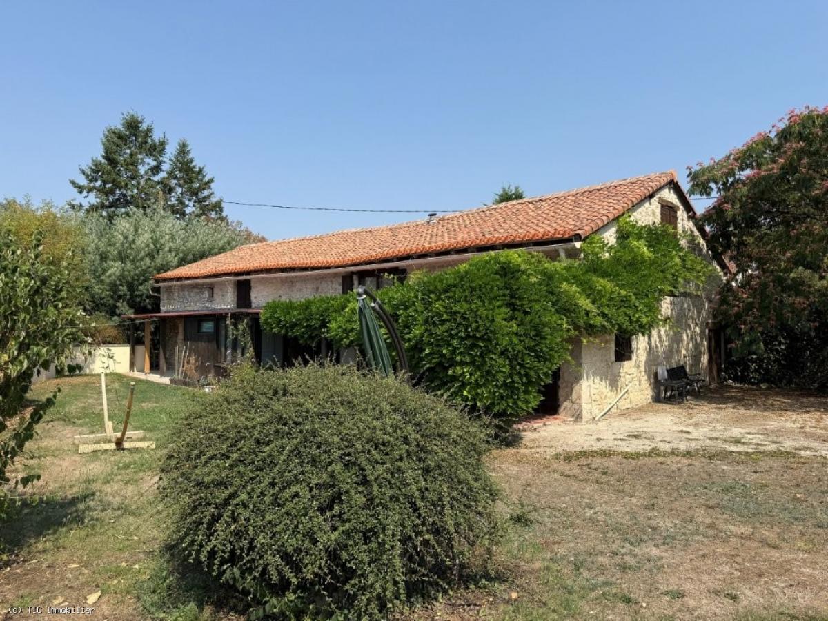 Picture of Home For Sale in Champagne Mouton, Poitou Charentes, France