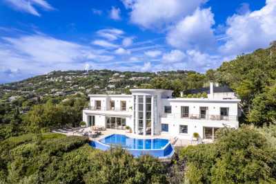 Villa For Sale in Cannes, France