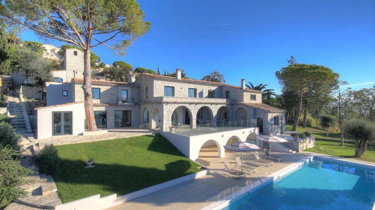 Picture of Villa For Sale in Mougins, Cote d'Azur, France