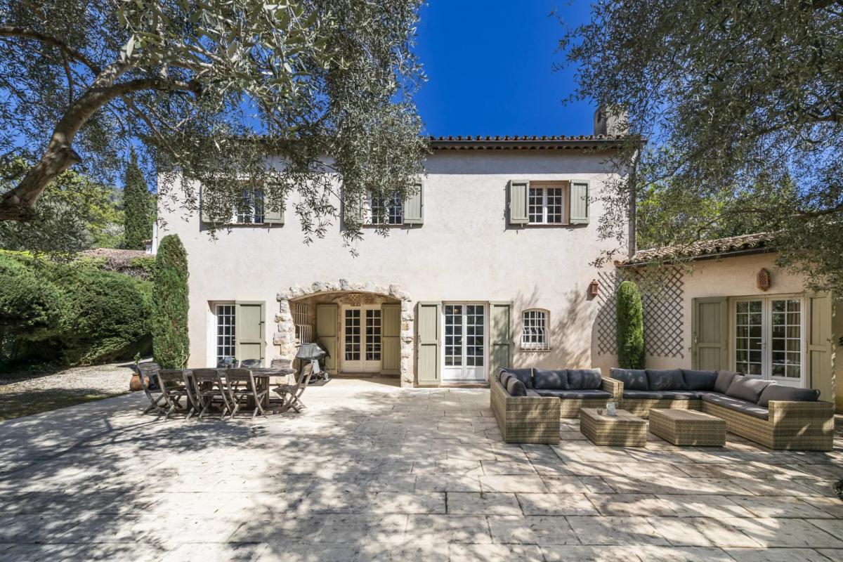 Picture of Villa For Sale in Mougins, Cote d'Azur, France