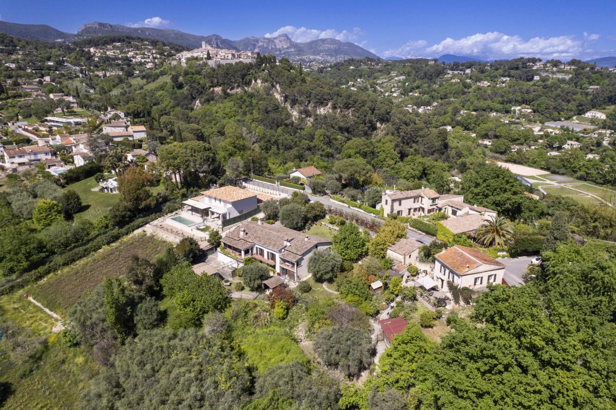 Picture of Home For Sale in Saint Paul de Vence, Cote d'Azur, France