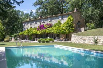 Villa For Sale in Chateauneuf Grasse, France