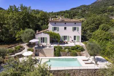 Home For Sale in Chateauneuf Grasse, France